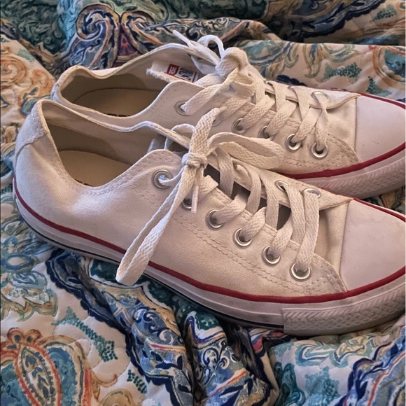 Converse - Picture 2 of 4